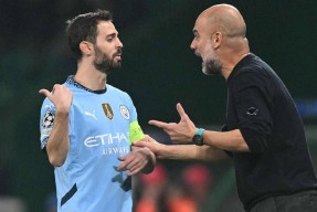 多米棋牌 -关于曼城训练开放日；赛后主帅复盘引欢呼；欧联在即；年轻球员得到机会的信息