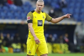 多米电竞 -包含清晨突围战来临，迈阿密热火围绕欧冠官宣签约，媒体盛赞，临场指挥获称赞的词条